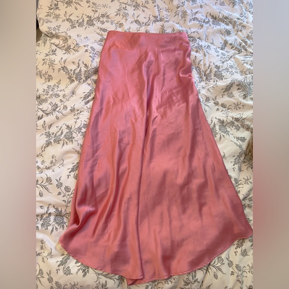 Satin maxi skirt - Picture 1 of 3